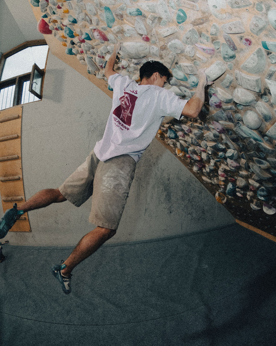 The Ropeless Bouldering Clvb Tee